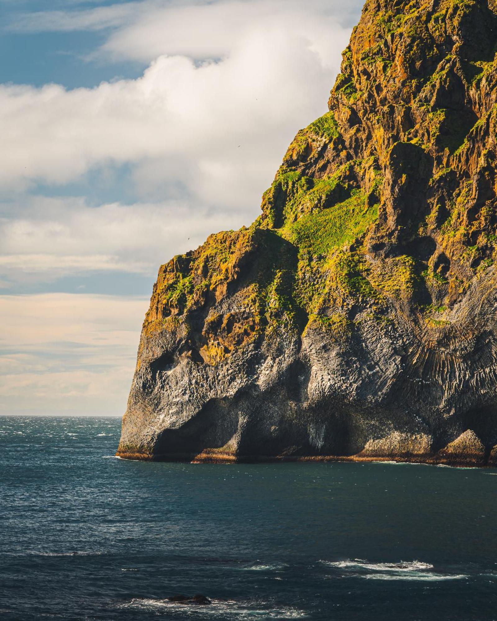 Westman Islands Inn Vestmannaeyjar Exterior photo