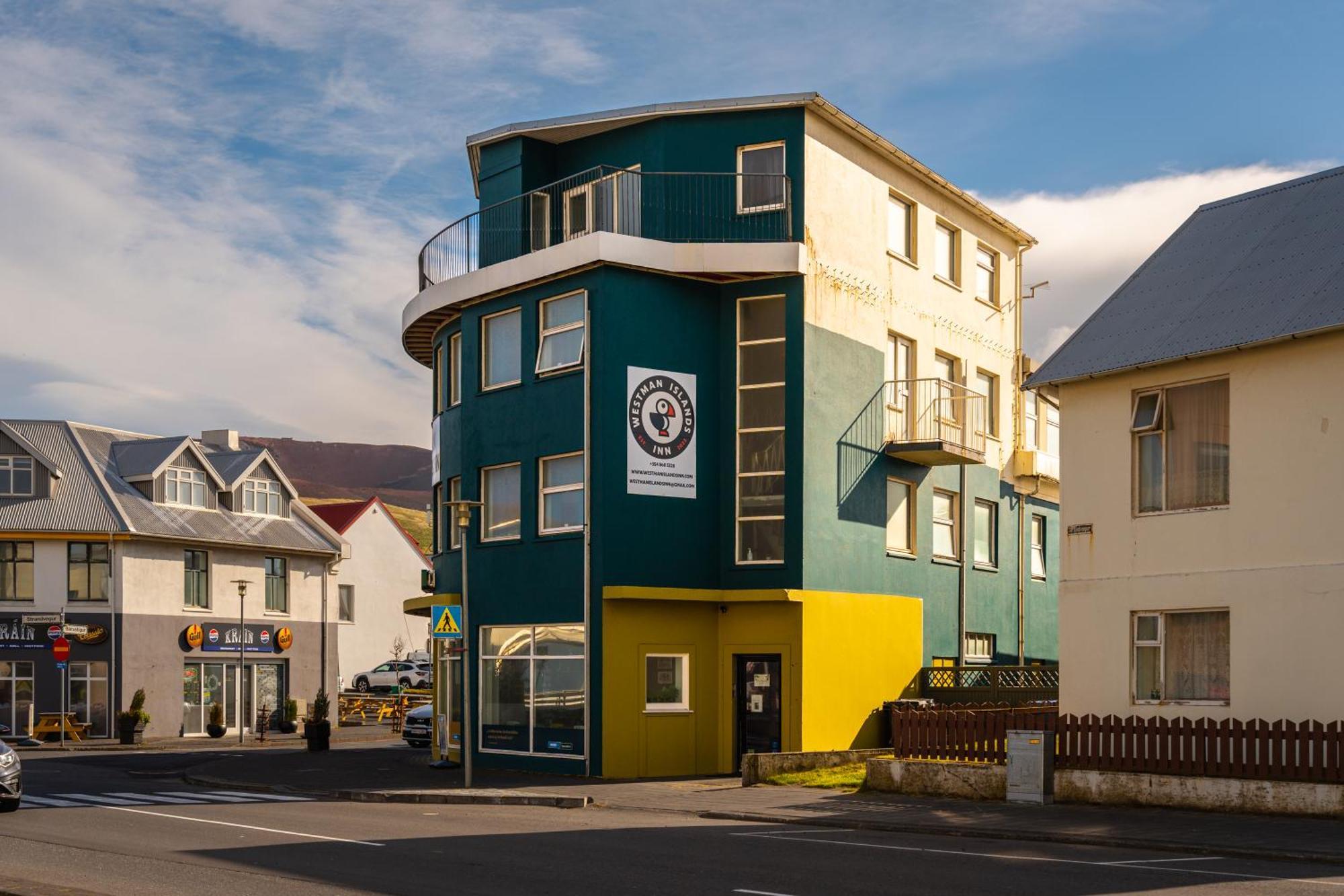 Westman Islands Inn Vestmannaeyjar Exterior photo